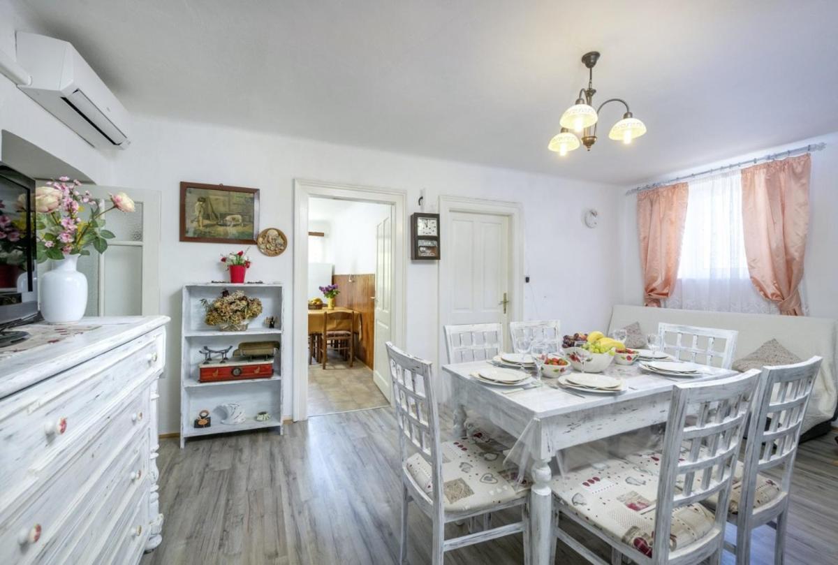 Marina Plomin In Plomin - Haus Fuer 6 Personen Vila Exterior foto